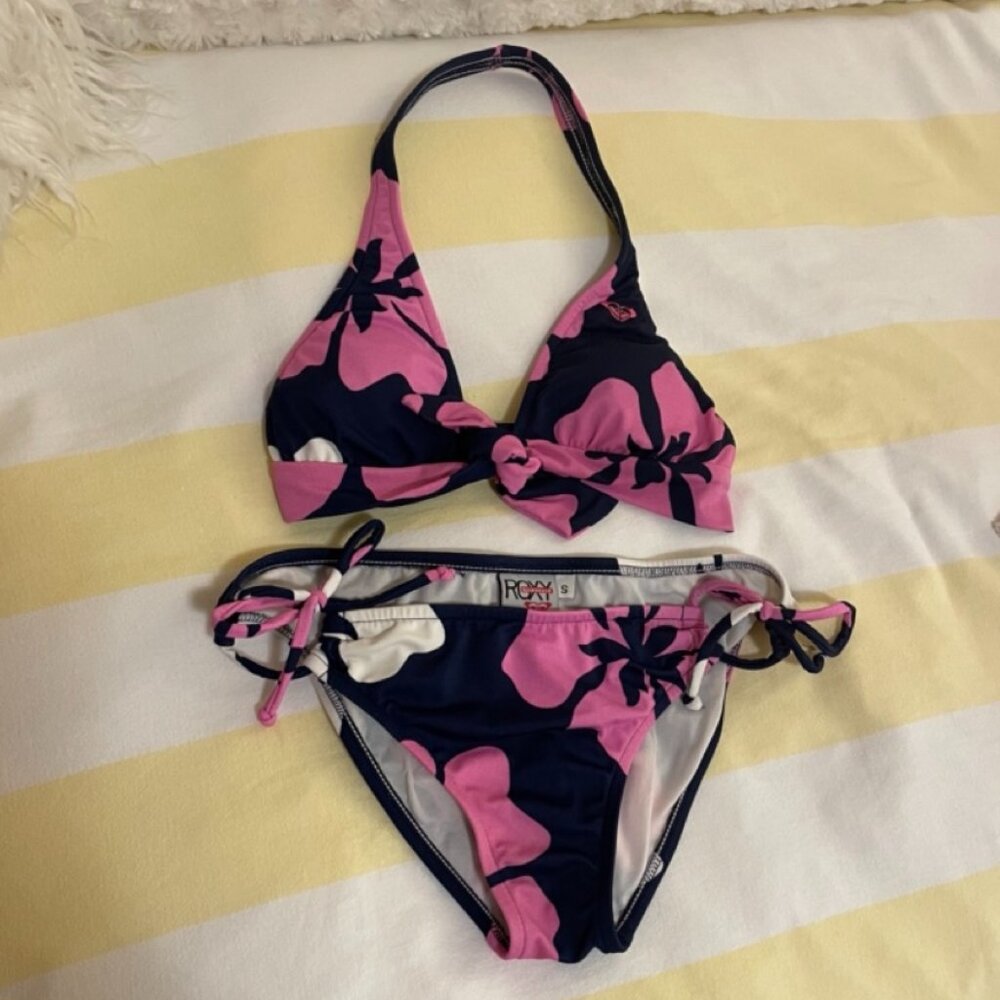 Roxy Quiksilver Y2K Bikini Two Piece (Near Vintage) Floral Print